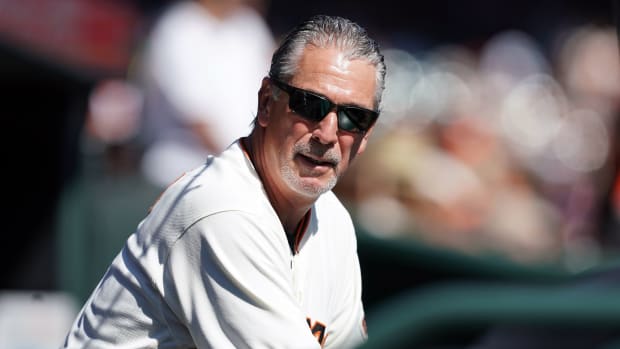 SF Giants third-base coach Ron Wotus in the dugout. (2021)